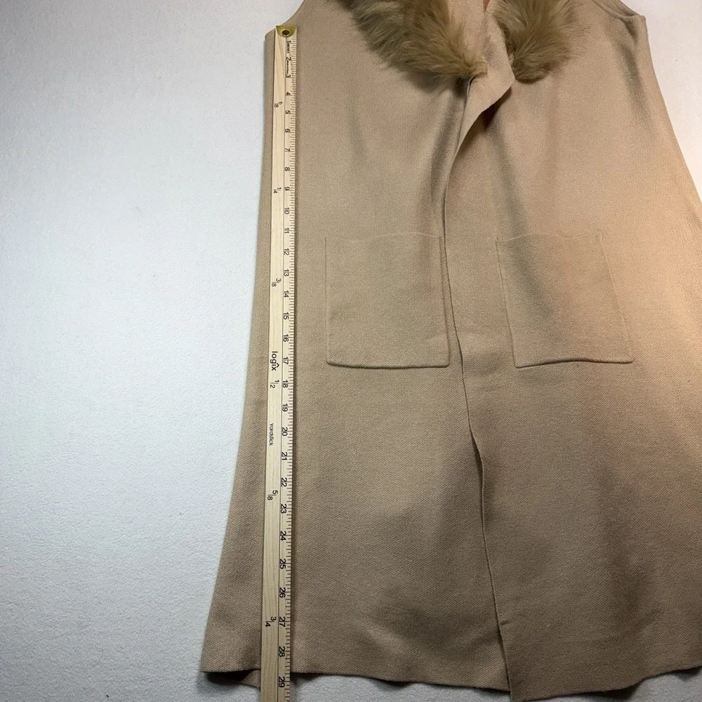 Baldini Mumu Lombardi Long Cardigan in Taupe with a faux fur‎ collar. SIze L